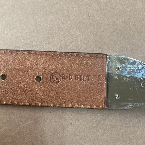 3D Green Leather Belt; Size 36 - Picture 7 of 8